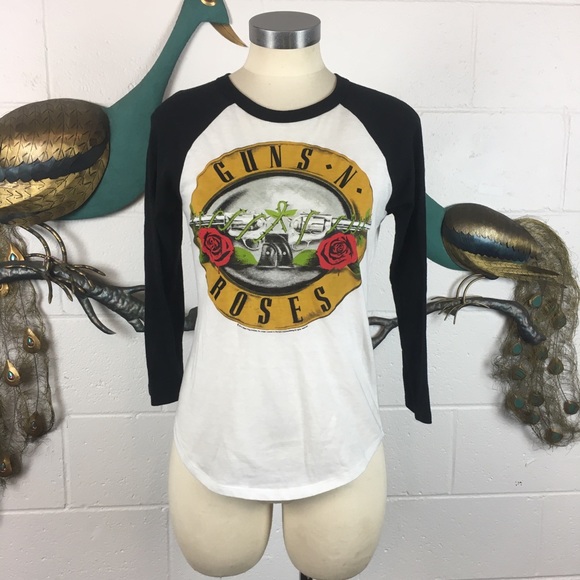 Guns & Roses Rock Graphic Tee - Picture 1 of 7